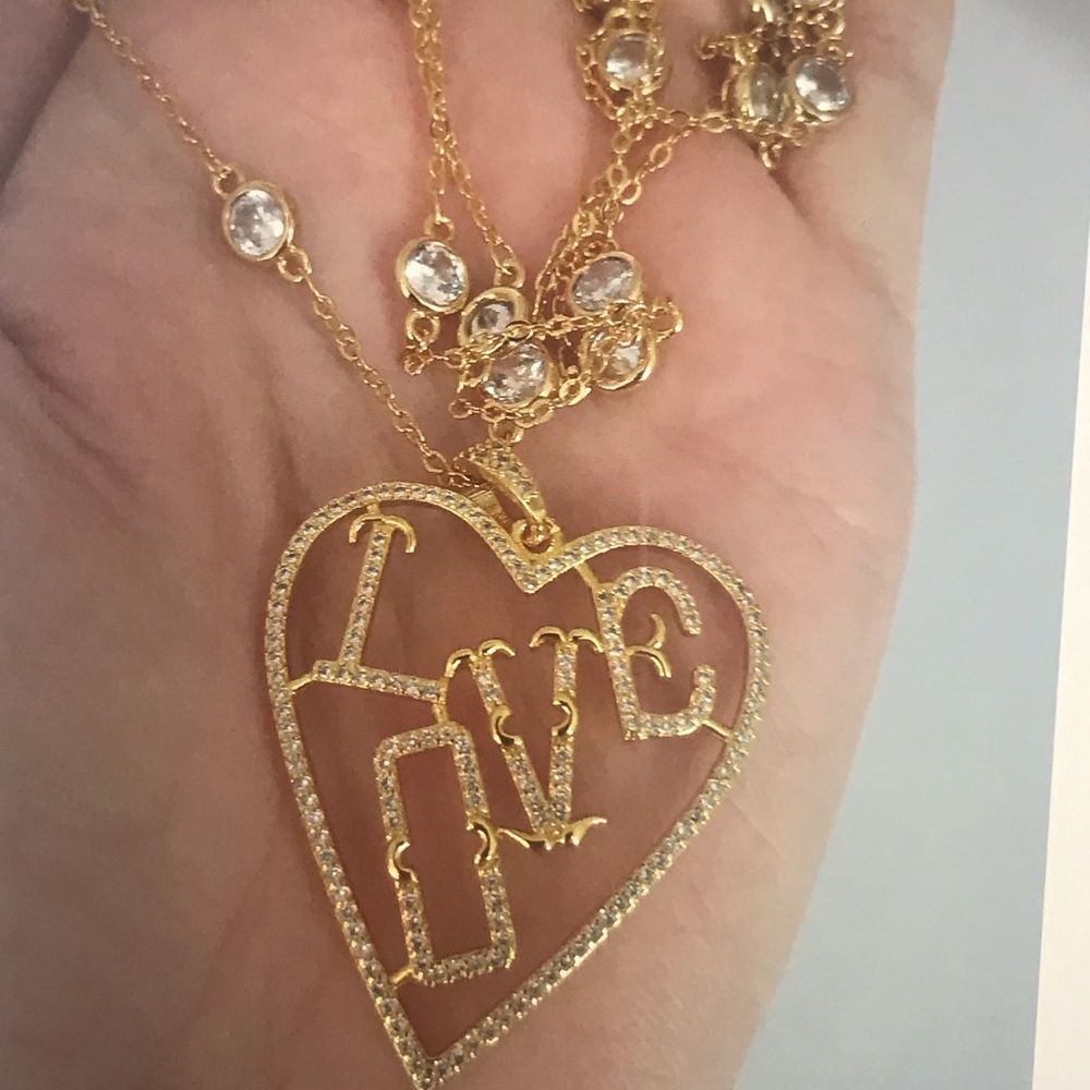 “NECKLACE “